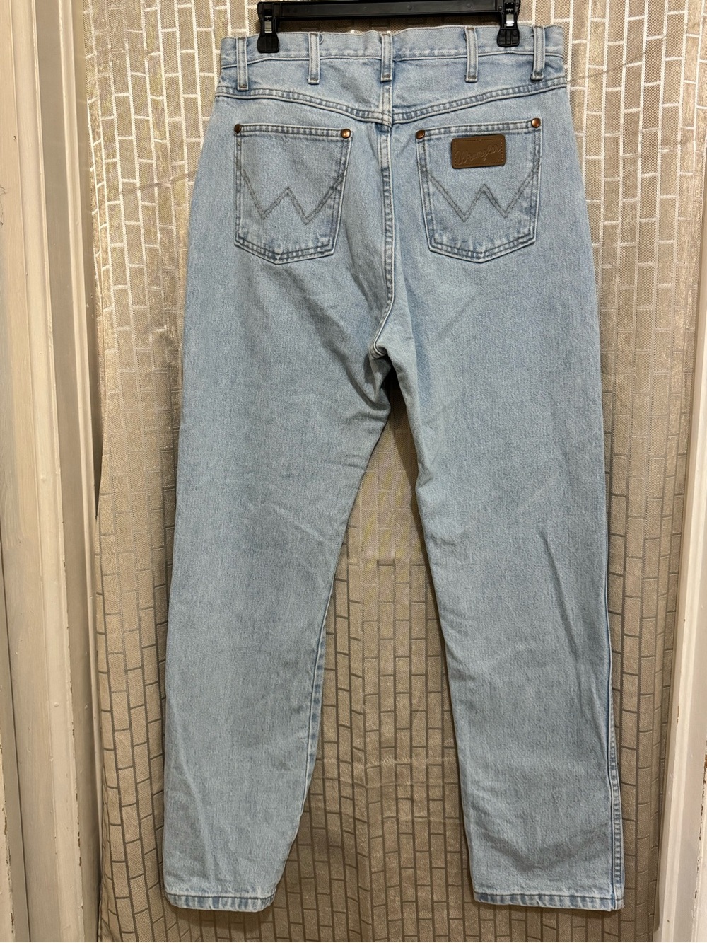 WRANGLER LADIES COWBOY CUT SLIM FIT JEAN IN BLEACH STYLE 14MWZGH